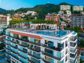 PIER 57 - 608 New & Luxurious 2 BR Romantic Zone